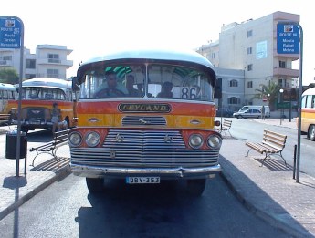 Die Antikbusse